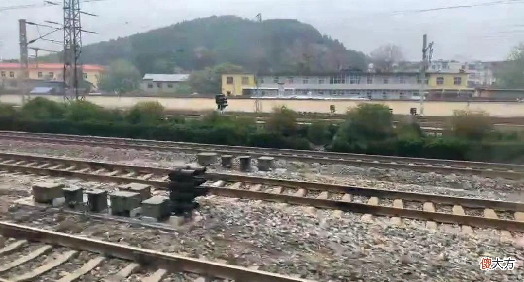 现在1块钱能买啥 1块钱买什么手机好