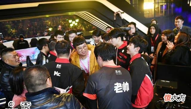 【游戏世界】AG张角一战封神，转型解说对BP预测太精准，当AG教练时在故意演？