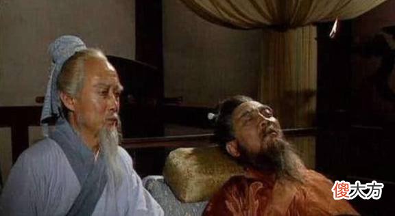 【爱历史】曹操杀死华佗真出于多疑？我们都被曹操骗了，难怪世人称其枭雄