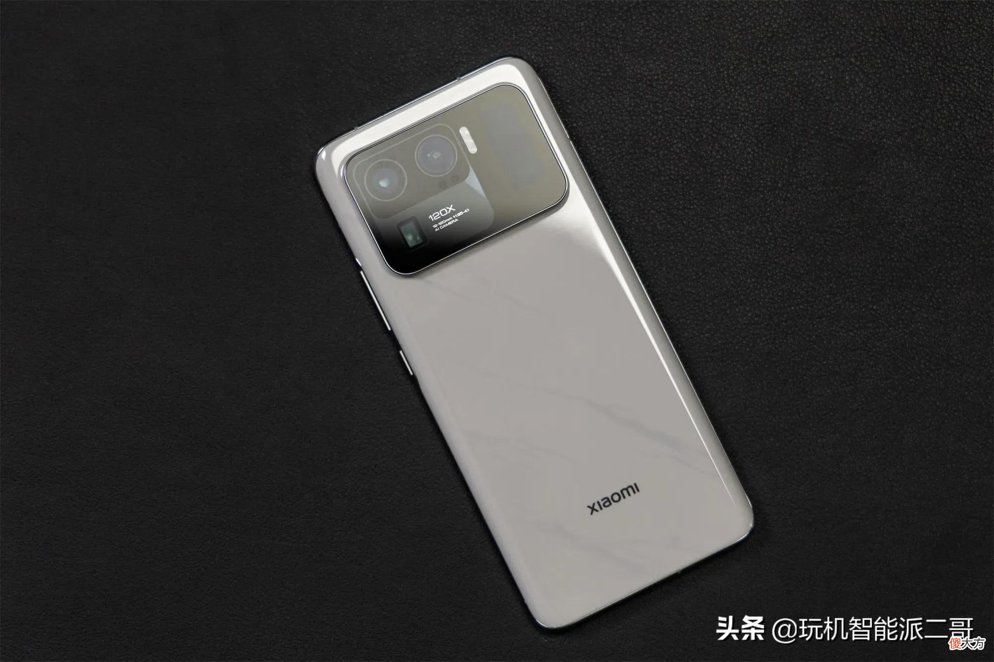 三千左右预算那些性价比高的机型值得入手 三千多块钱买个什么手机好