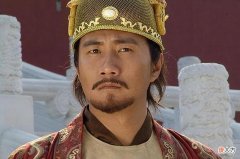【爱历史】朱元璋到少林寺问：朕也需要下跪？方丈回8个字，救了全寺人性命