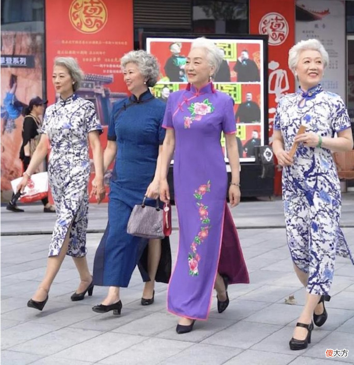 【就爱时尚】这群“上海阿婆”才是真正优雅到老：不爱老年装爱旗袍，洋气高级