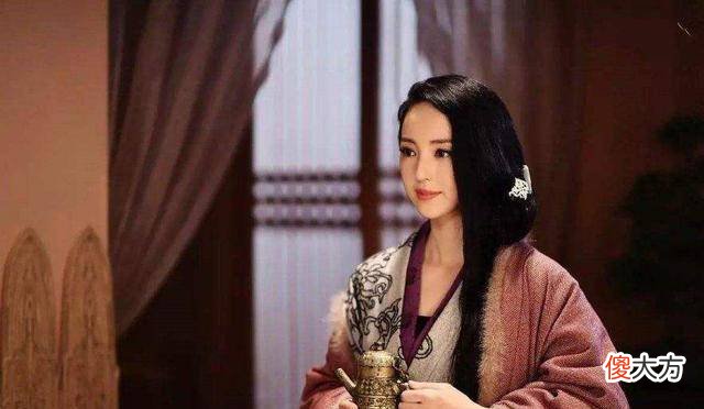 【爱历史】诸葛亮去世前后，刘禅连杀3位朝中重臣，一年后才发现很高明