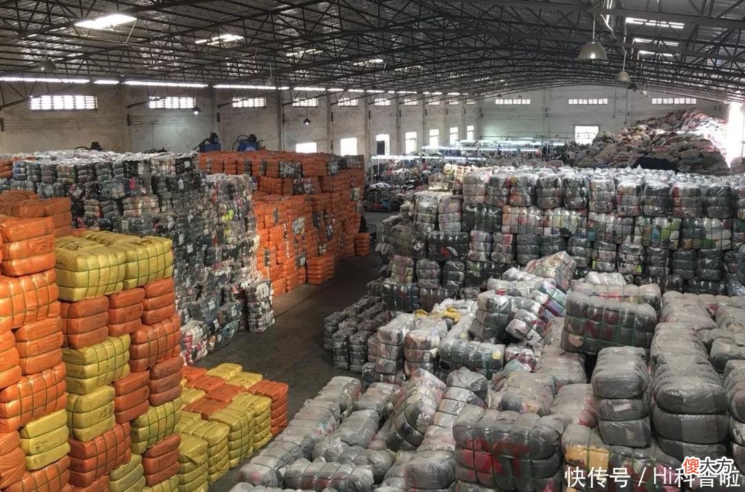 【就爱时尚】旧鞋回收有多暴利？在中国2元一双回收的旧鞋，卖到非洲能值70元