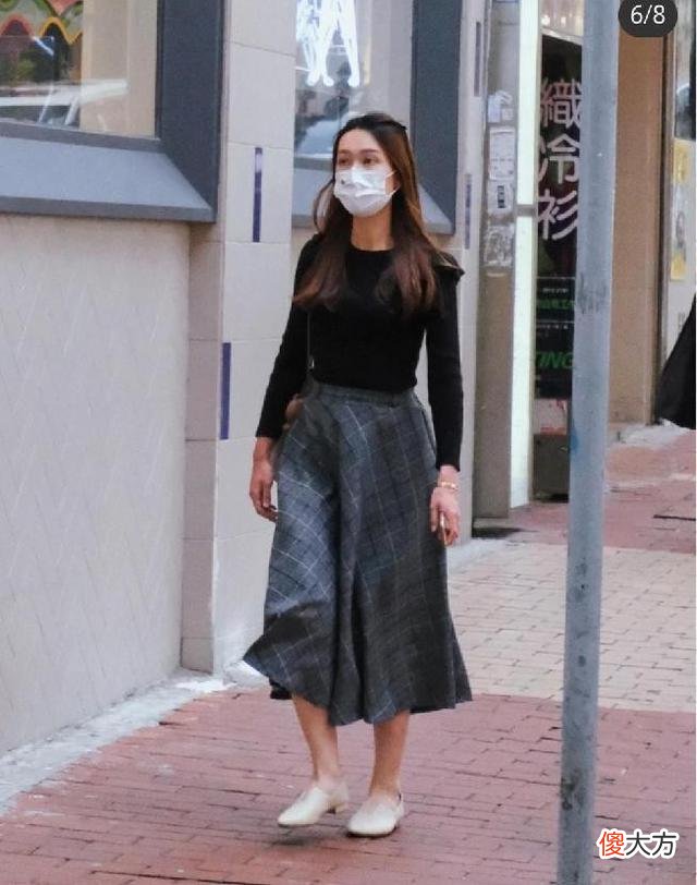 【就爱时尚】香港女人的穿搭都挺复古，聪明女生这样穿，美出新高度