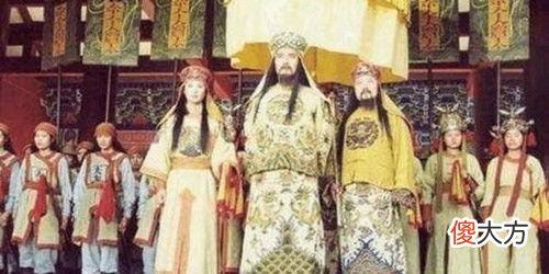 【爱历史】为何美女对洪秀全都死心塌地？1864年的照片，颜值不是一般高