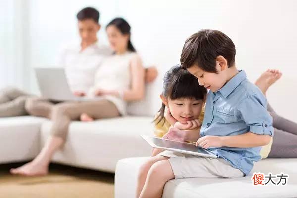娃何时可以拥有自己的手机 小孩什么时候给手机好