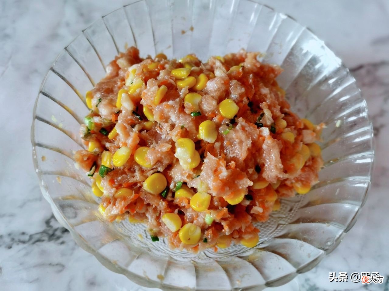 用来包饺子鲜嫩多汁 怎么做饺子鲜嫩多汁
