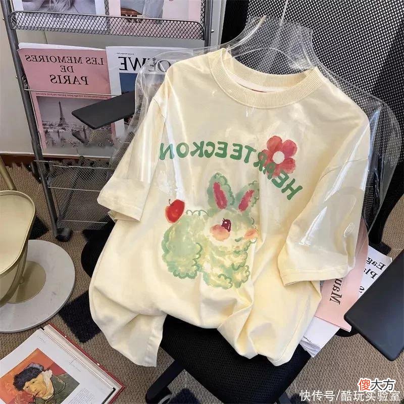 【就爱时尚】夜市丨79元2件，好看又舒服的印花T恤不推荐，我怕你们骂死我！