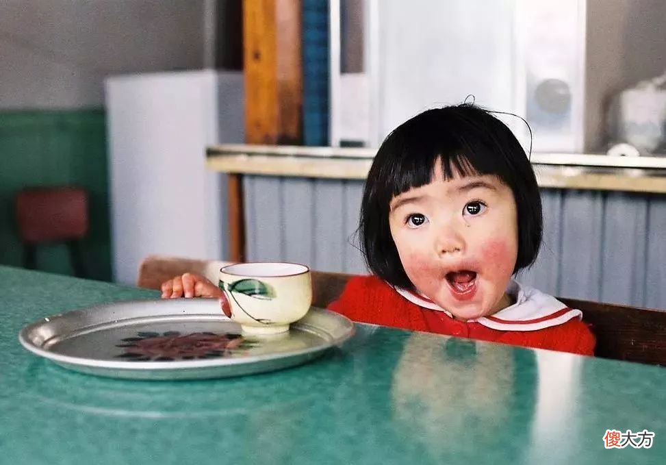 宝宝六个月长的乳牙，如何做好科学护理工作，关系到后期换牙问题