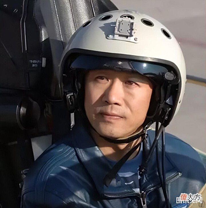 【历史故事】2003年,几名军人出现在一户农家院里,炖了羊肉给一名飞行员壮行