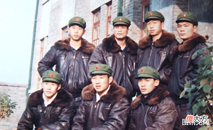 【历史故事】2003年,几名军人出现在一户农家院里,炖了羊肉给一名飞行员壮行