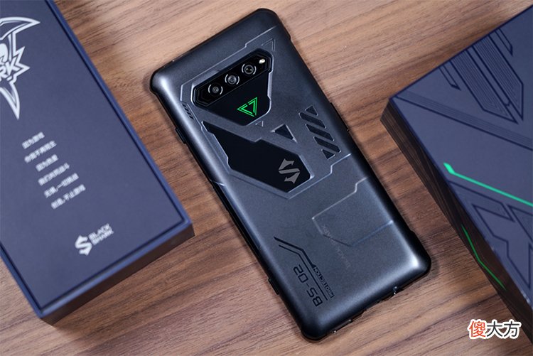 游戏手机怎么选 打游戏的时候用什么手机好