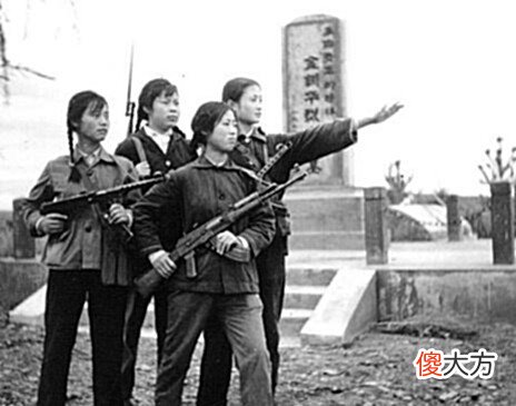 【历史故事】闪电的光耀下,大雨冲刷着知青们一张张年轻的脸