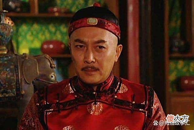 【历史故事】皇帝到大臣府邸讨水，大臣却放出三条恶犬，皇帝大喜：给他升官
