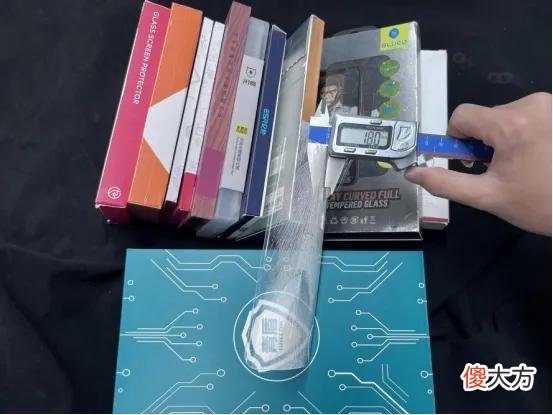小米12手机钢化膜保护贴膜评测 小米手机贴膜是用什么膜好