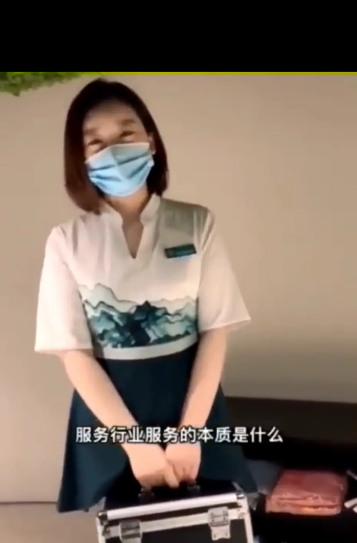 试问服务的本质是什么？不知道的话，我哥们来告诉你