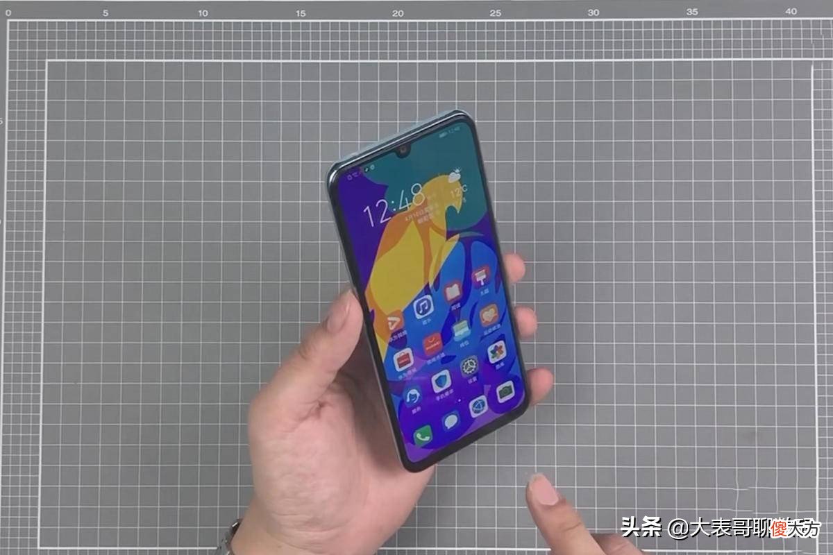 适合学生党入手的3款华为手机 学生用什么样的华为手机好