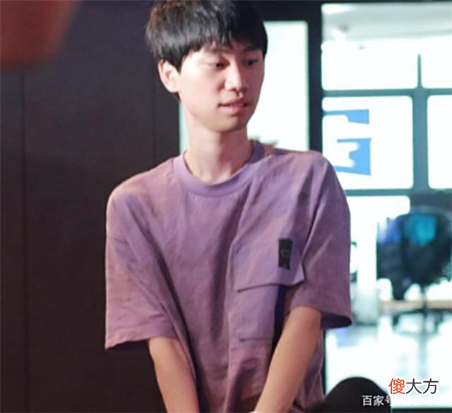 【游戏世界】辅助是LOL里最没用的位置，金咕咕吐槽刘青松：我就当他面这样说