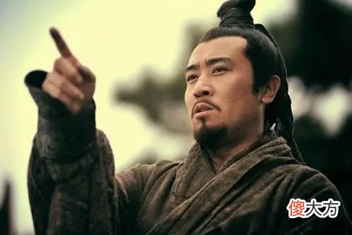 【爱历史】刘备是中山靖王之后,为什么只能卖草鞋?答案几百年前就注定了
