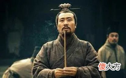 【爱历史】刘备是中山靖王之后,为什么只能卖草鞋?答案几百年前就注定了