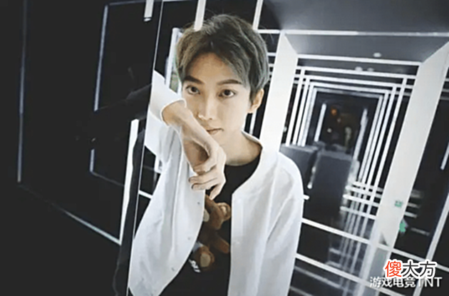 【游戏世界】孤影赛季末发文剑指北慕,引人热议,水友:你打得上去吗?