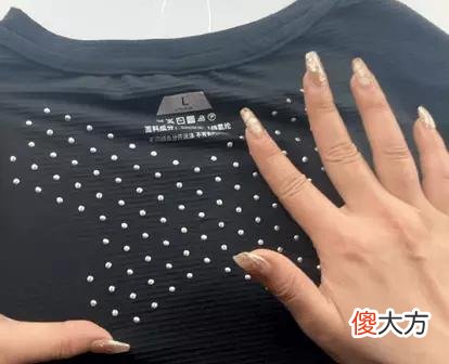 【就爱时尚】夏日劲爽的 T 恤和裤子，降温、百搭，一套都帮你安排好了