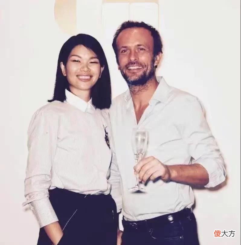 【就爱时尚】小眼睛、塌鼻梁，却嫁法国贵族，成中国首位超模，这个女人凭啥