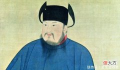 【历史故事】妃子被赶出皇宫，在庙里避雨看上一乞丐，下嫁后辅佐他成开国皇帝！