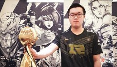 【游戏迷】这次真可以收货了?呼吸哥对阵Shy哥三场不落下风,还能玩工具人