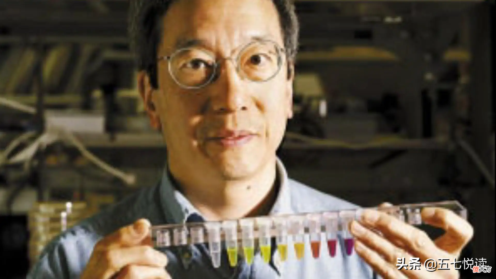 钱学森侄子钱永健谈钱学森 钱学森的亲侄子钱永健，在获得诺贝尔化学奖后，却公开表示