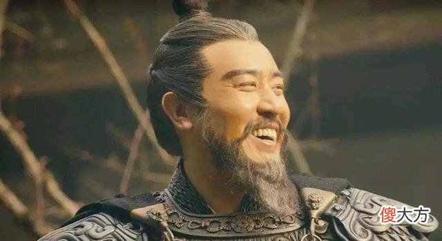 【历史故事】三国时期父子皆英雄的例子为何那么多？乱世生存难，教育得跟上