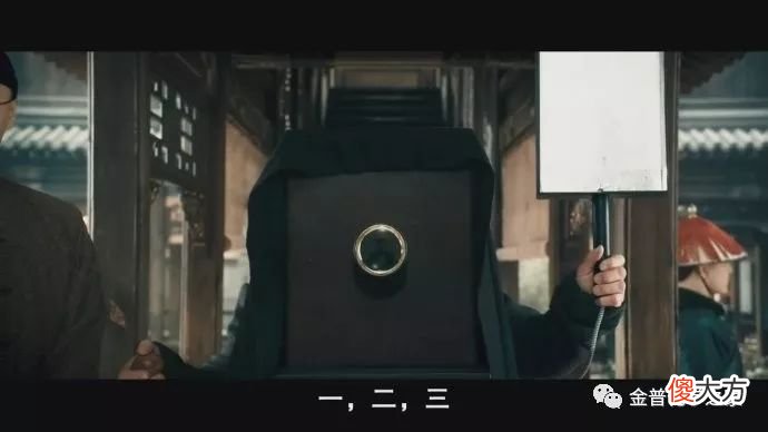 照相的镁光灯里有镁吗 拍照时会产生镁吗