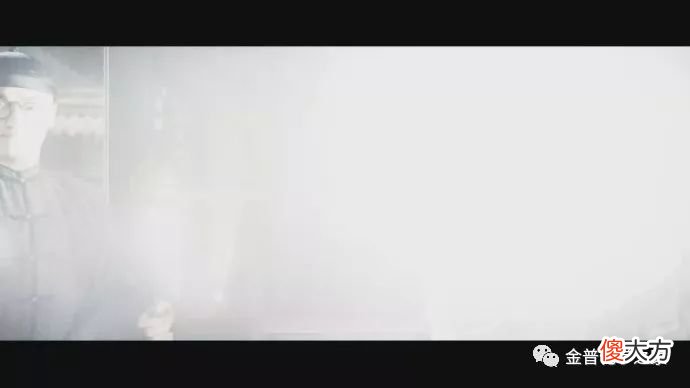 照相的镁光灯里有镁吗 拍照时会产生镁吗