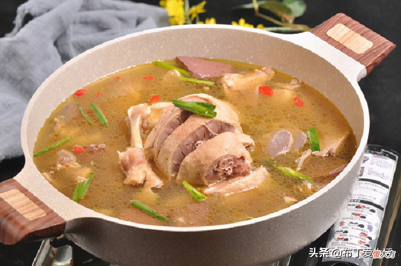 鹅汤怎么炖好喝 清炖鹅汤怎么炖好喝