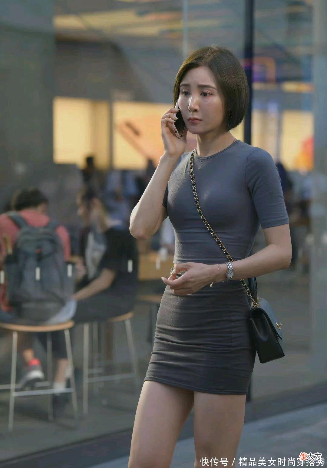 【时尚一点】怎么穿搭才能更显得上围丰满，有曲线美显女人味？
