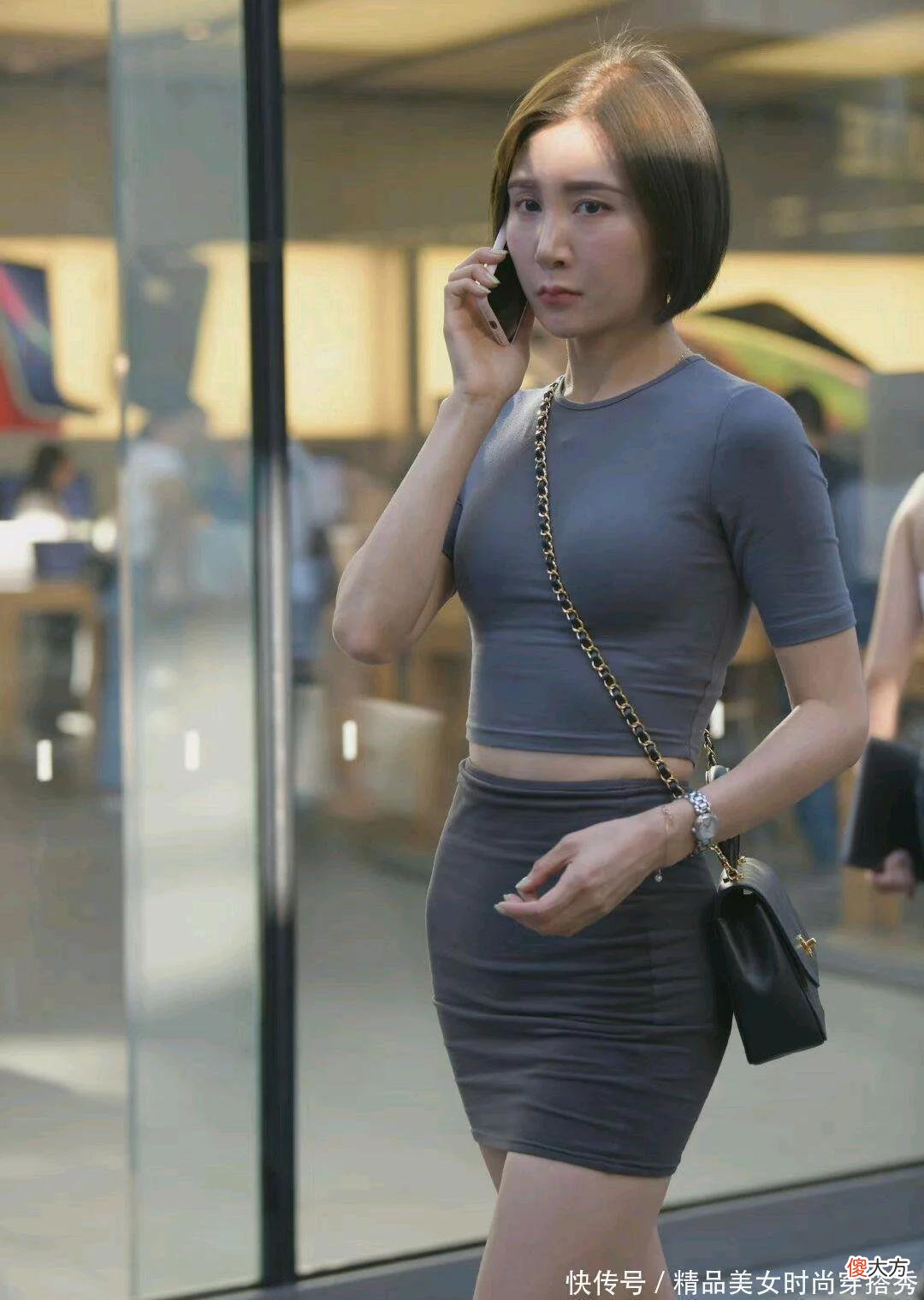 【时尚一点】怎么穿搭才能更显得上围丰满，有曲线美显女人味？