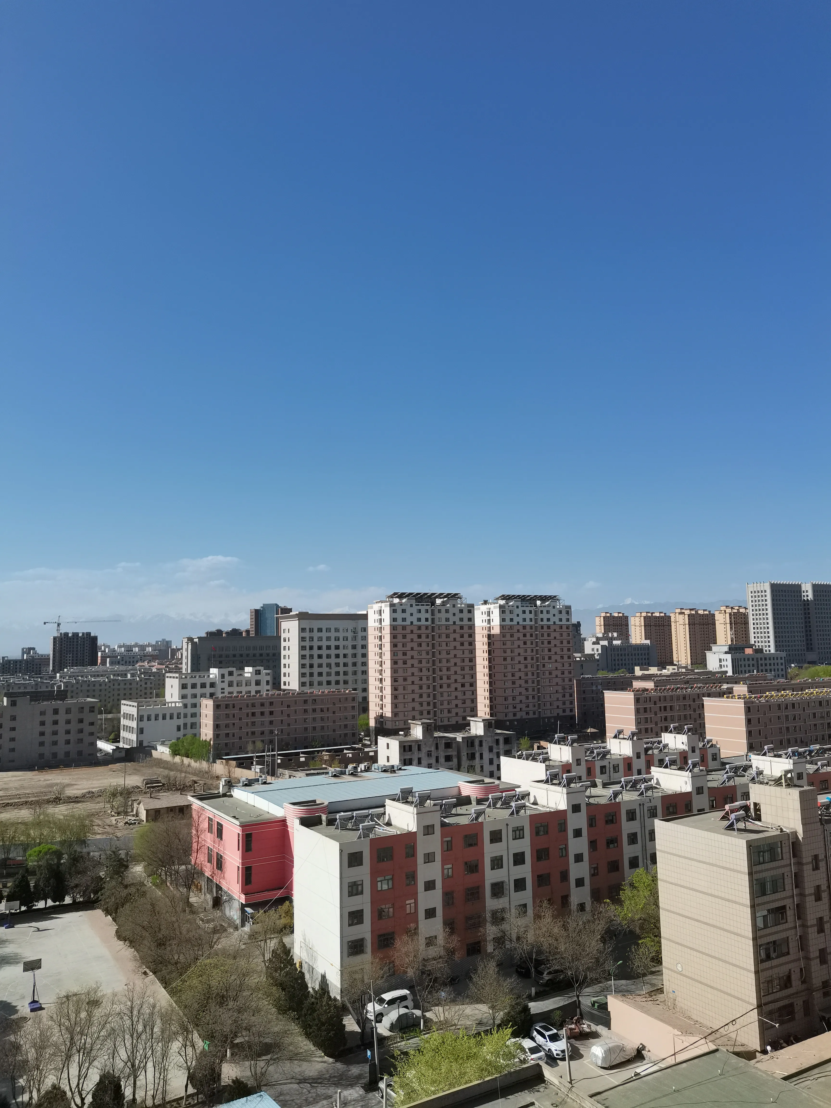 老妈终于出院了的心情发朋友圈 老妈出院五天，每一天都逐渐向好的方面进步