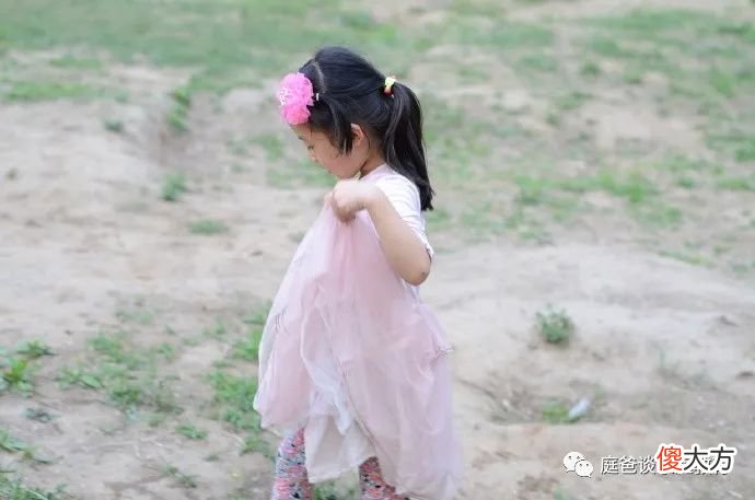 你夸孩子还是老三样？学长学会这3个做法15句话，让孩子更有出息更聪明
