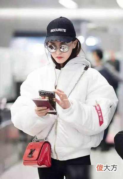 盘点明星们的手机壳 明星的手机壳什么牌子好