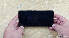 教你正确清洁屏幕 用什么方法洗手机屏幕好