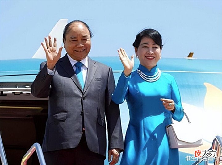 【爱历史】墨西哥最美第一夫人:40岁二婚带3个孩子“下嫁”总统,有旺夫运