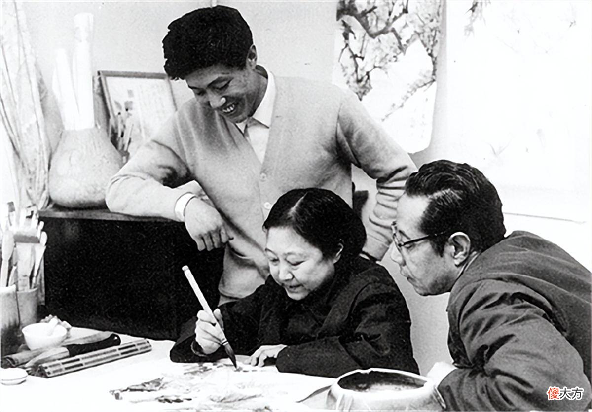 【爱历史】大清亡了之后，格格们都嫁给了谁？这几位大明星，其实是皇室后裔
