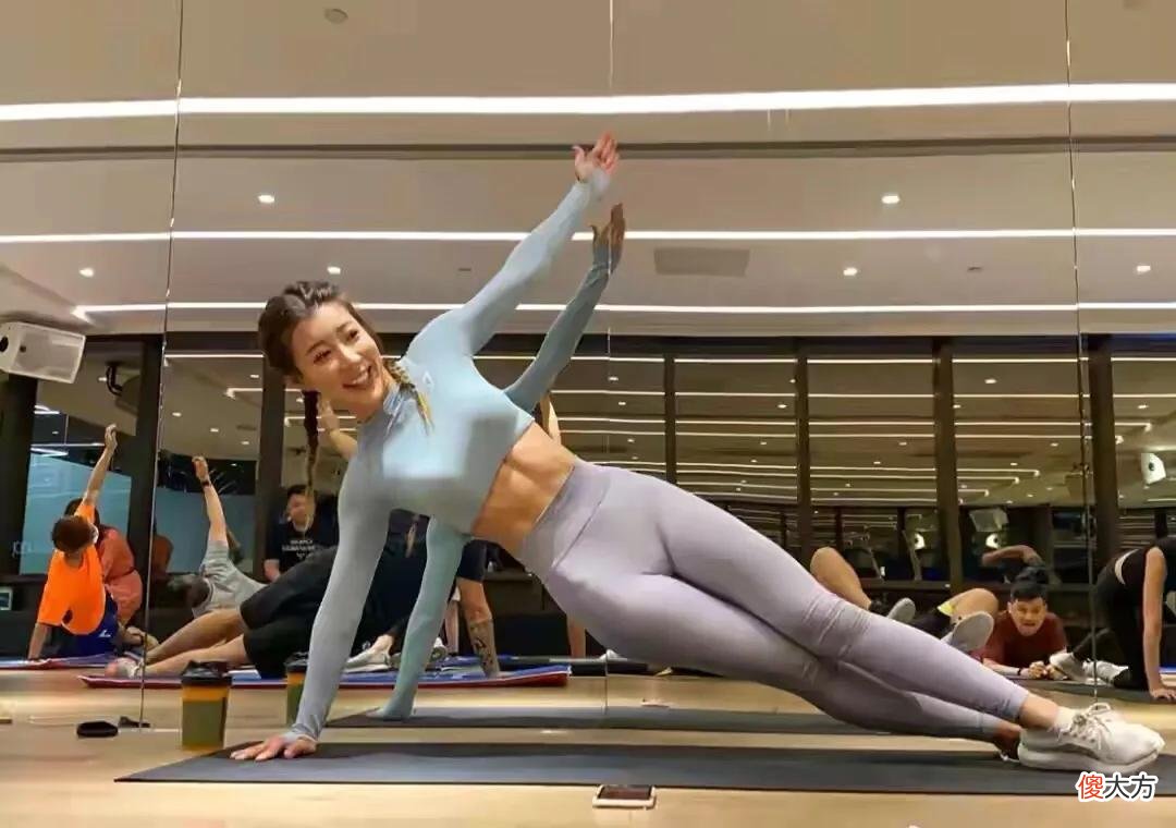 女生减脂胸部训练是重点 女生胸部减脂运动