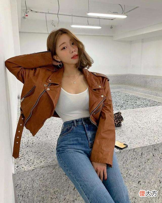 大胸女生怎么穿 胸大女孩怎么穿