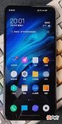 推荐一款1000元以下的IQOO手机 vivo什么手机好一千以内