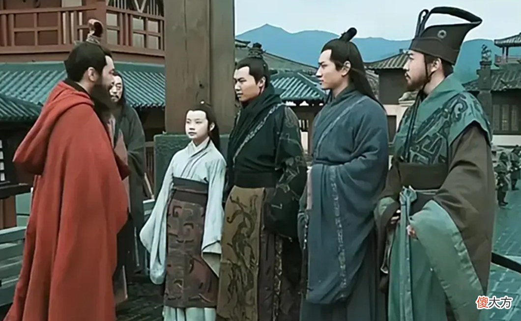 【历史故事】曹操为什么要斩杀神童周不疑？曹丕去求情时，他9个字道出缘由
