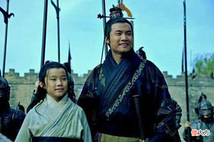 【历史故事】曹操为什么要斩杀神童周不疑？曹丕去求情时，他9个字道出缘由