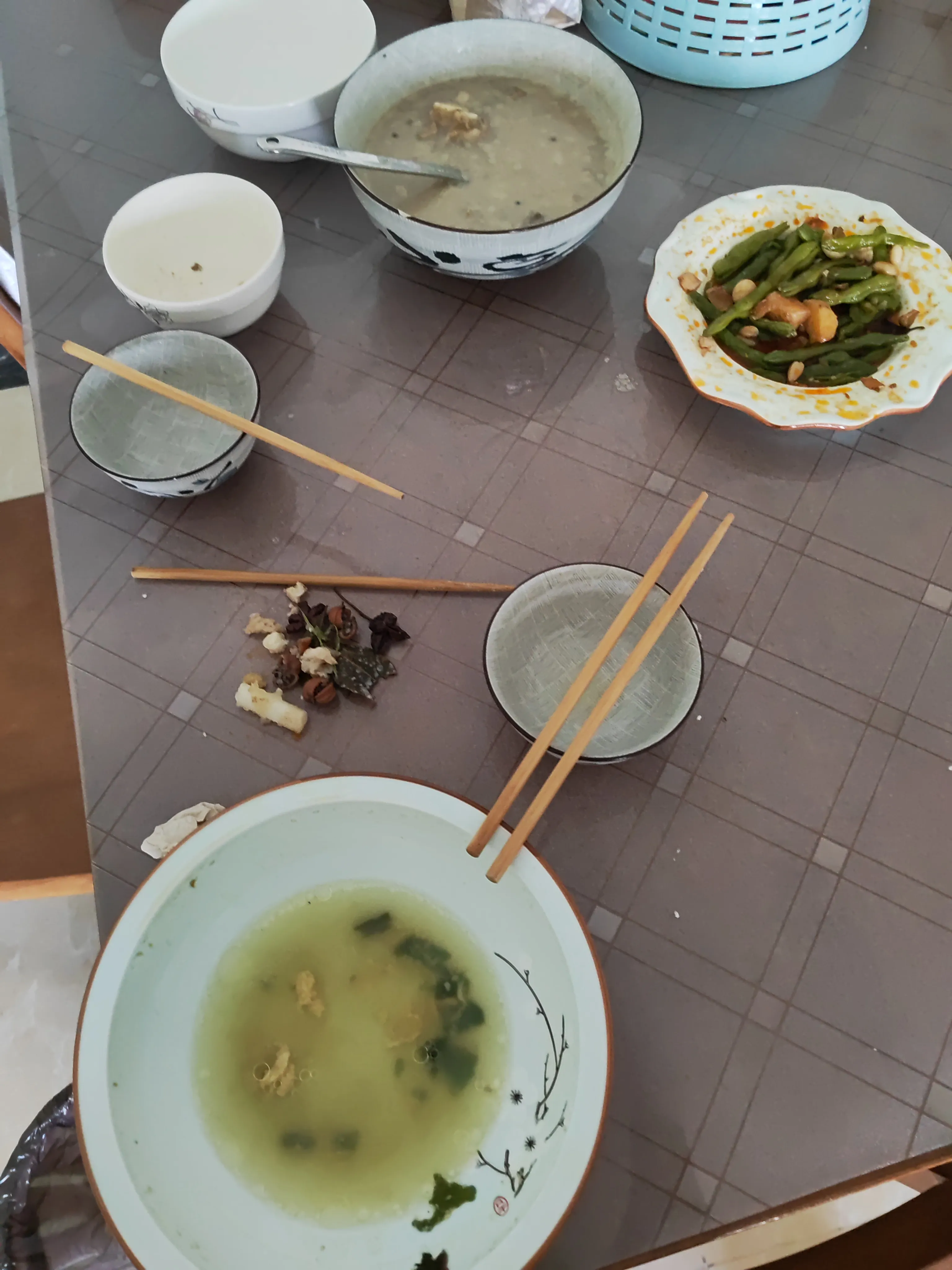 刚才和老公干了一架,我也不知道自己做得对不对真的是忍无可忍了,想让大家评评理