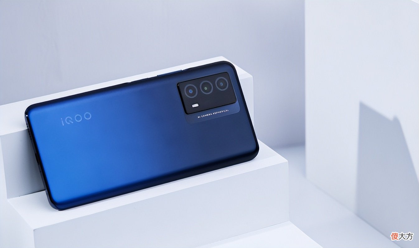 目前这4部千元手机最值得考虑 一千三四的手机什么牌子好